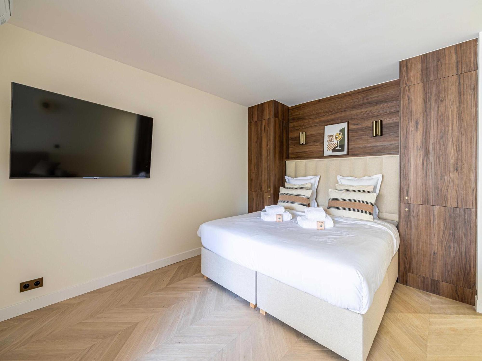 Elegant - Ac-4p - Appartement